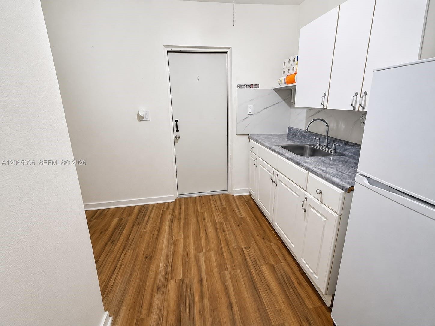 19631 NW 57th Place, Hialeah, FL 33015 photo 9