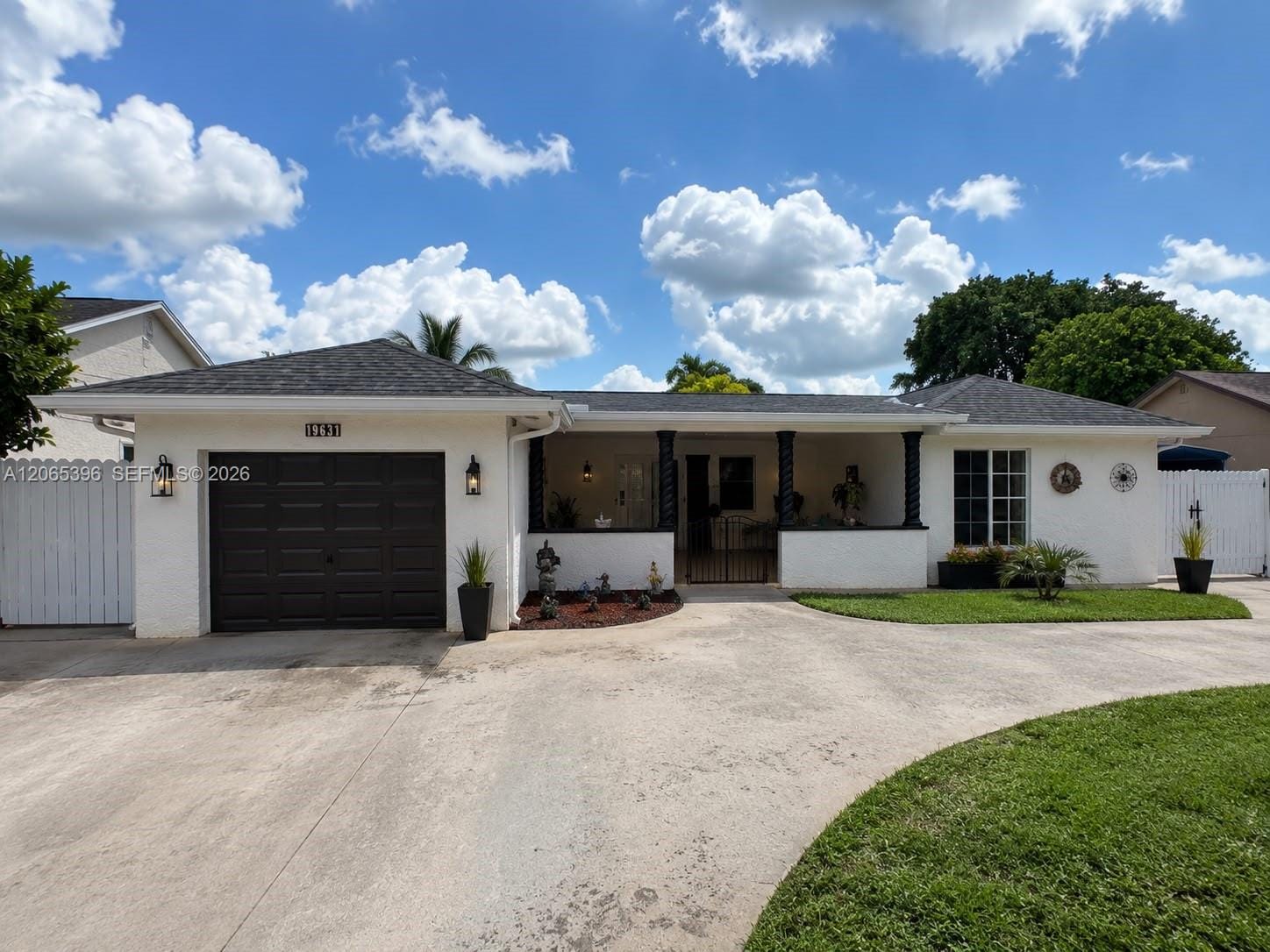 19631 NW 57th Place, Hialeah, FL 33015 photo 10