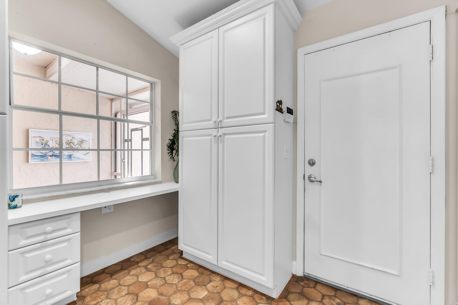 7943 Lake Sands Drive — photo 11