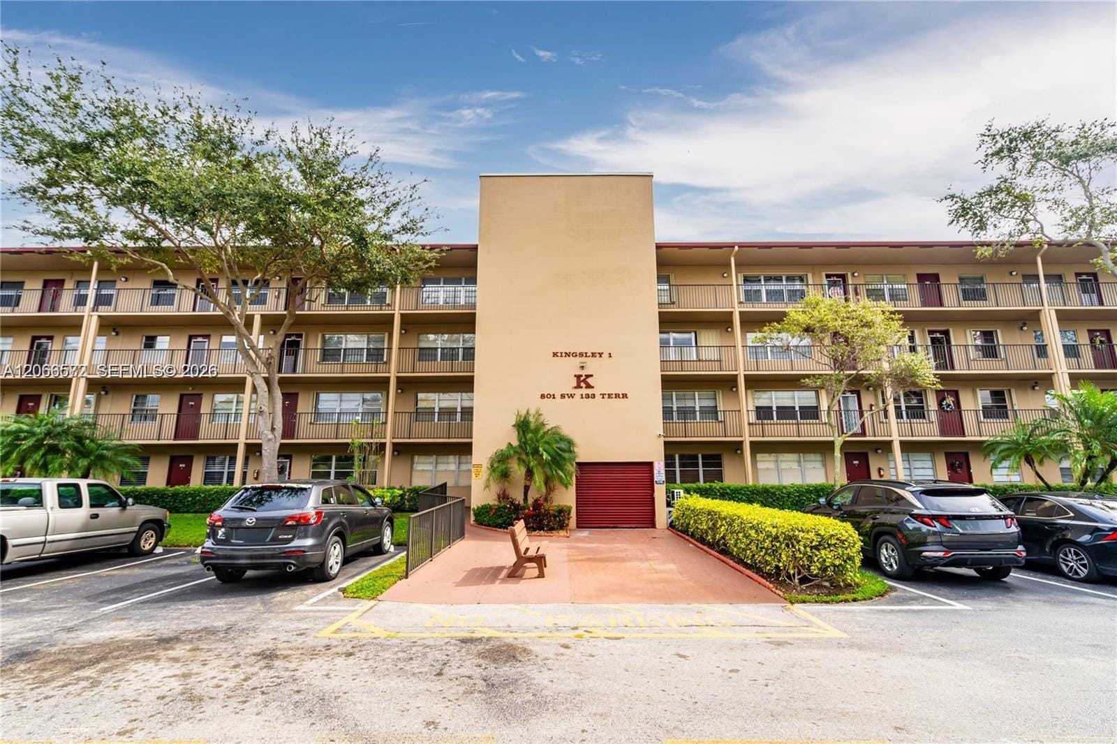 801 SW 133rd Terrace 118K — photo 3