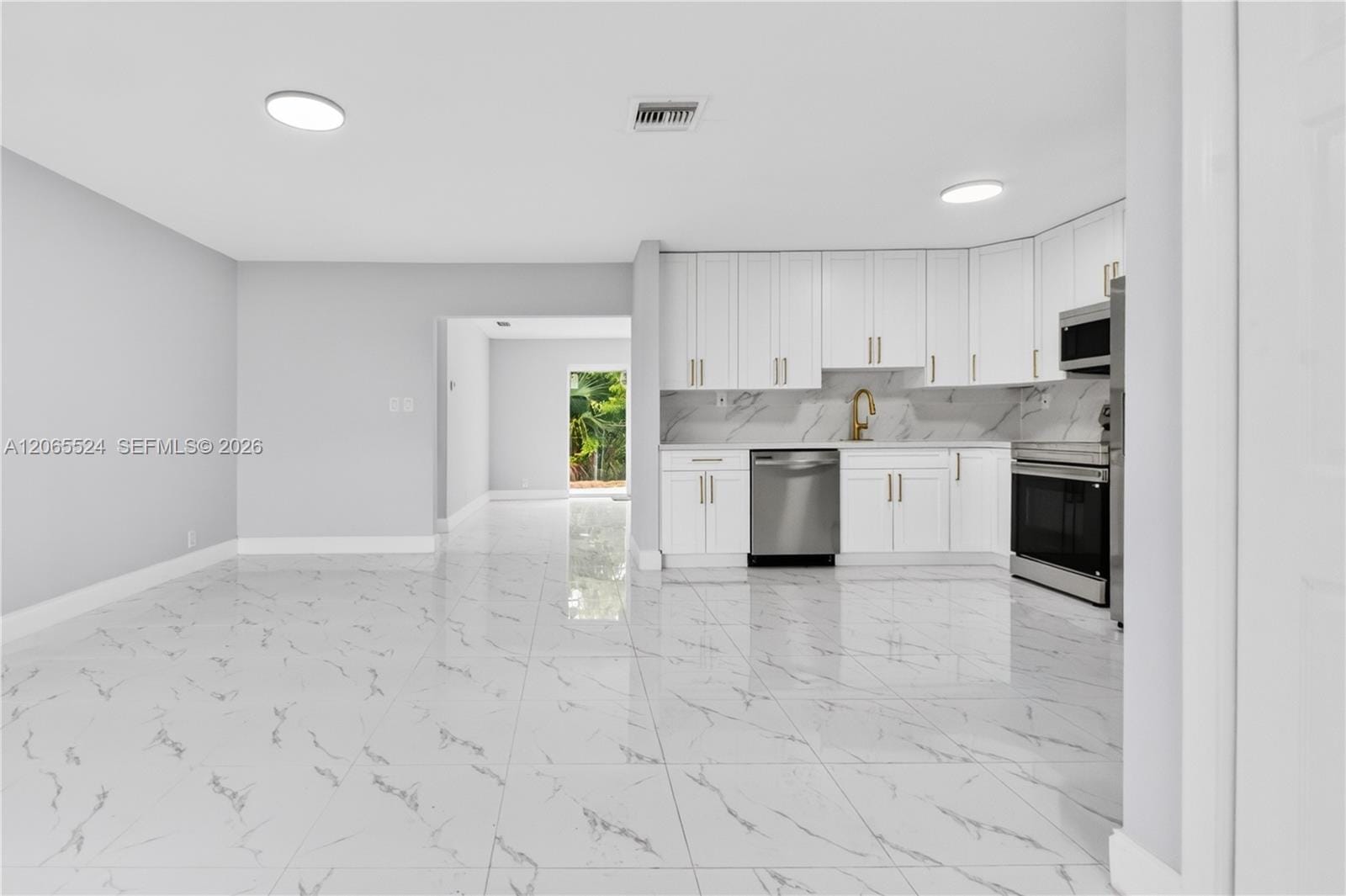 8500 SW 20th Street — photo 12