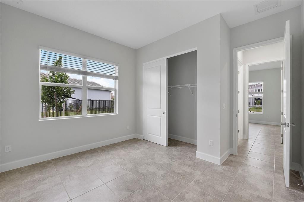 5223 LIBERTY Lane — photo 4