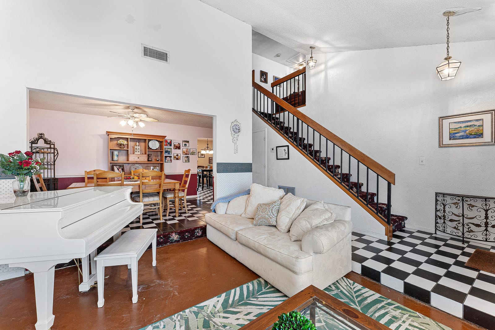 1726 TREEHAVEN Court — photo 9