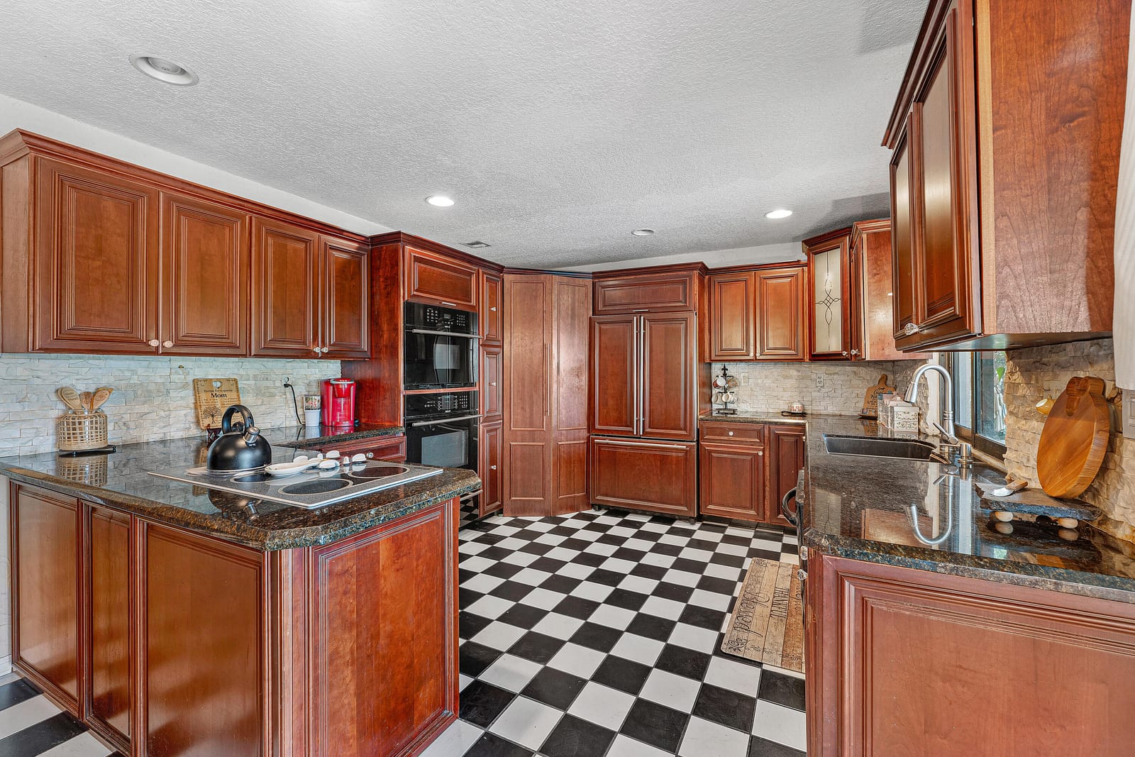 1726 TREEHAVEN Court — photo 3
