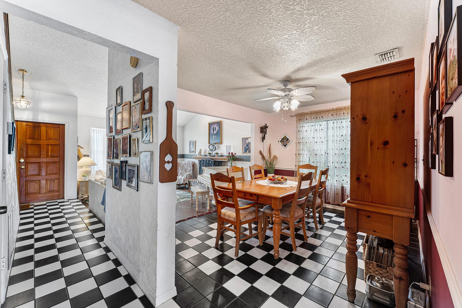1726 TREEHAVEN Court — photo 8