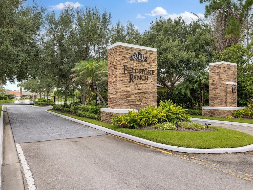 6000 Venetto Way — photo 3