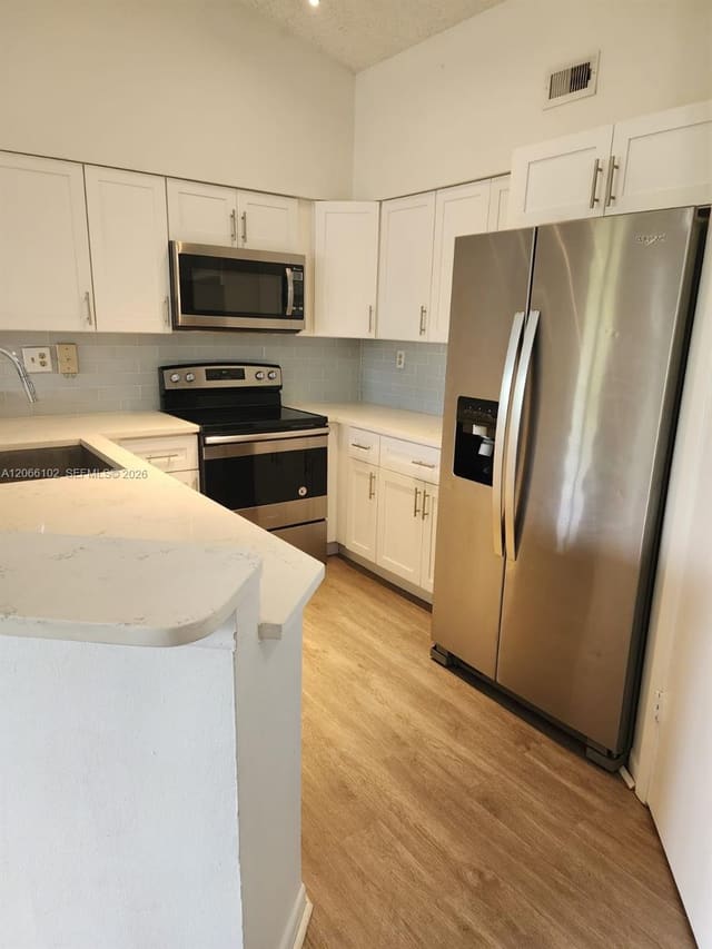 2445 SW 18th Terrace 711, Fort Lauderdale, FL 33315