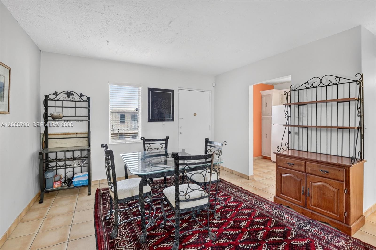 2811 Somerset Drive 405 — photo 2