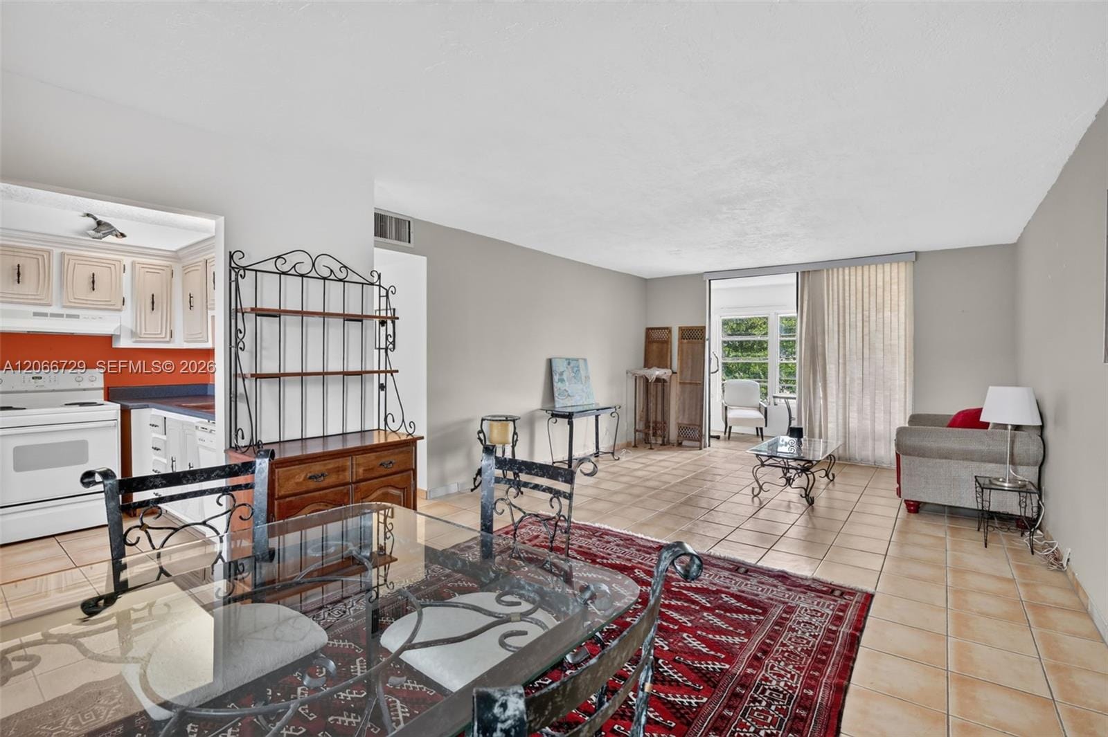 2811 Somerset Drive 405, Lauderdale Lakes, FL 33311 photo 20
