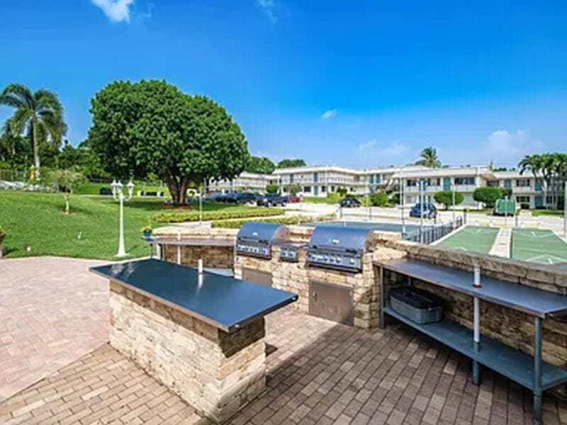 2920 CYNTHIA Lane 202, Lake Worth Beach, FL 33461 photo 14