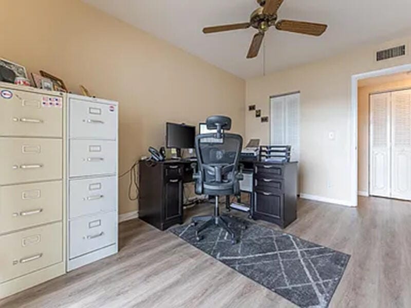2920 CYNTHIA Lane 202 — photo 8