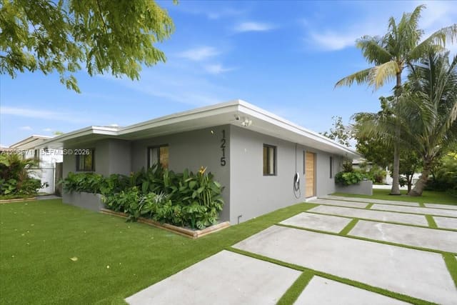1215 NE 110th Street, Miami, FL 33161