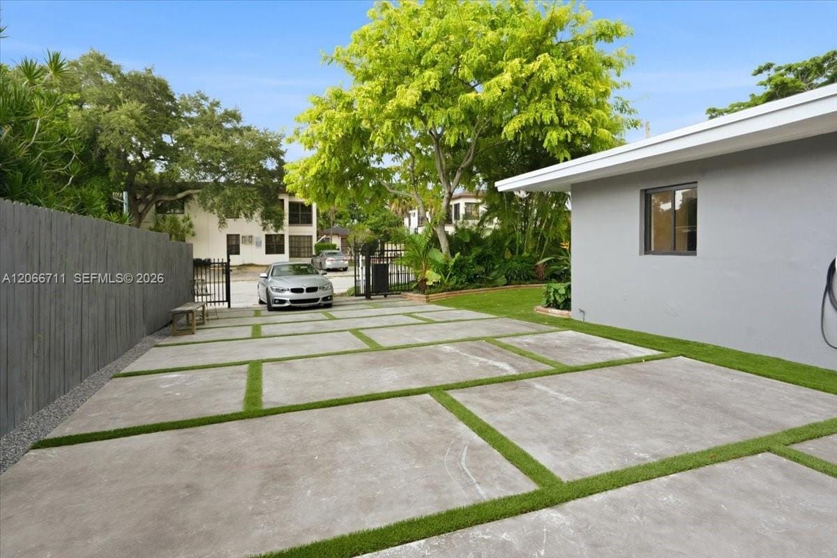1215 NE 110th Street, Miami, FL 33161 photo 13
