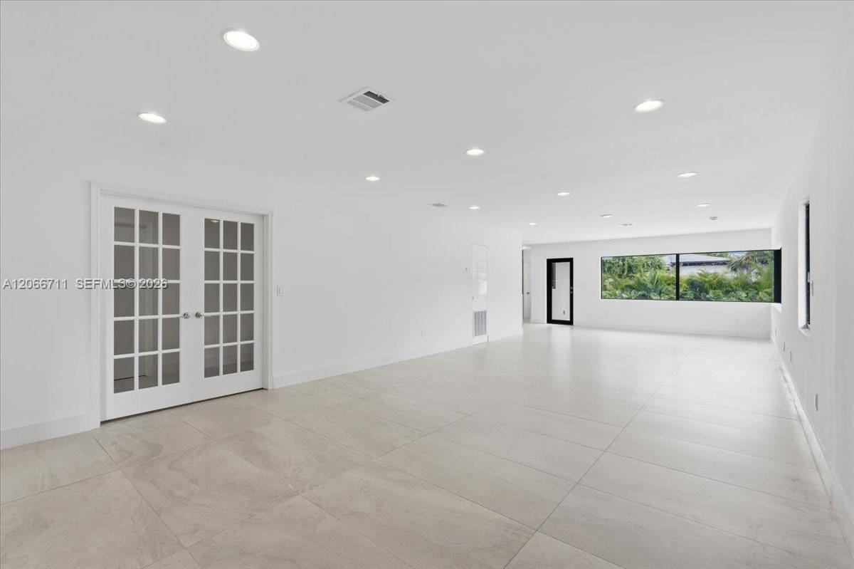 1215 NE 110th Street — photo 3