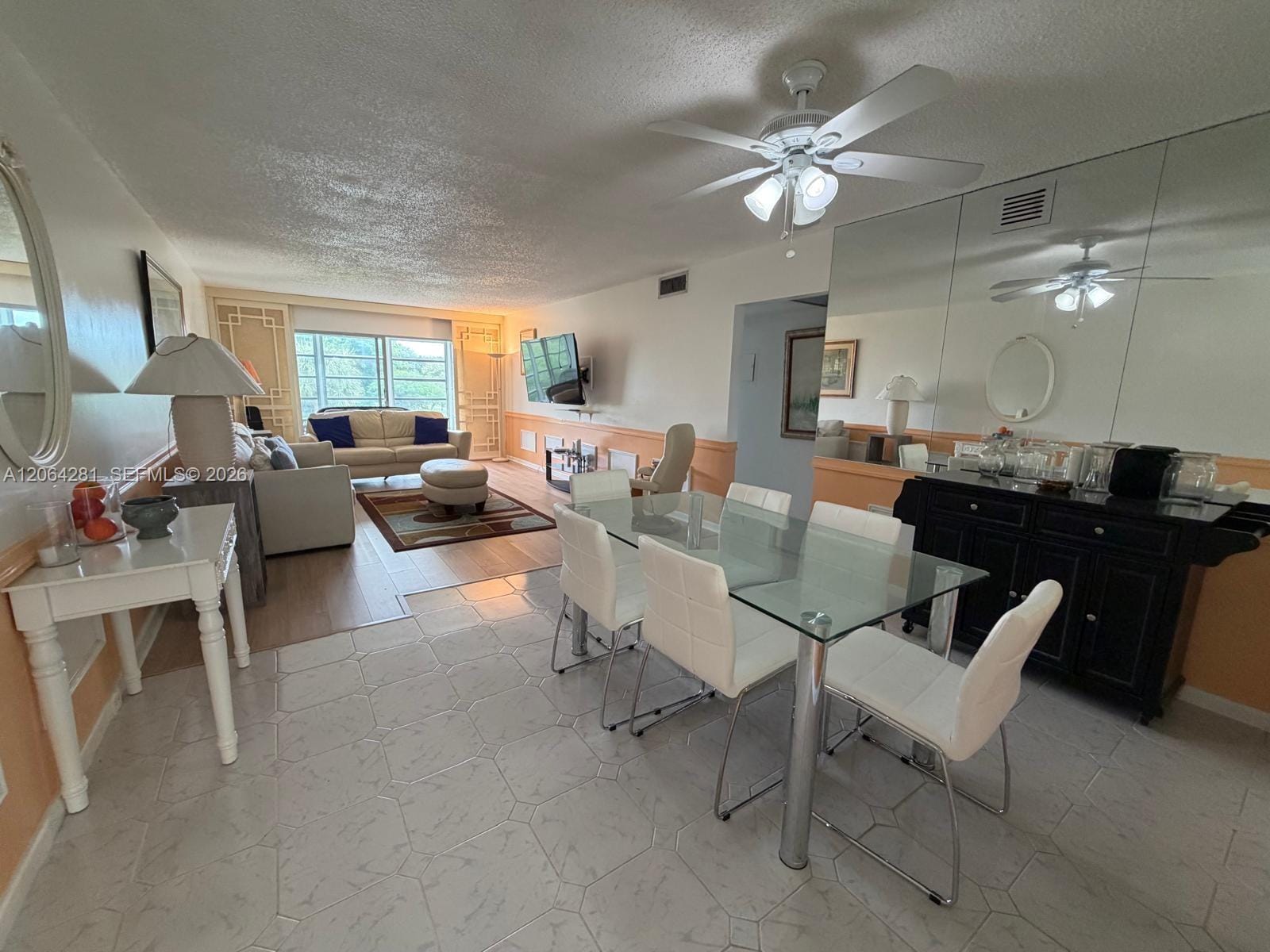 2504 Antigua Terrace H3 — photo 2