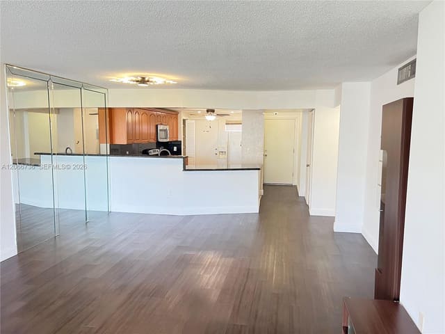 1770 NE 191st Street 509-1, Miami, FL 33179