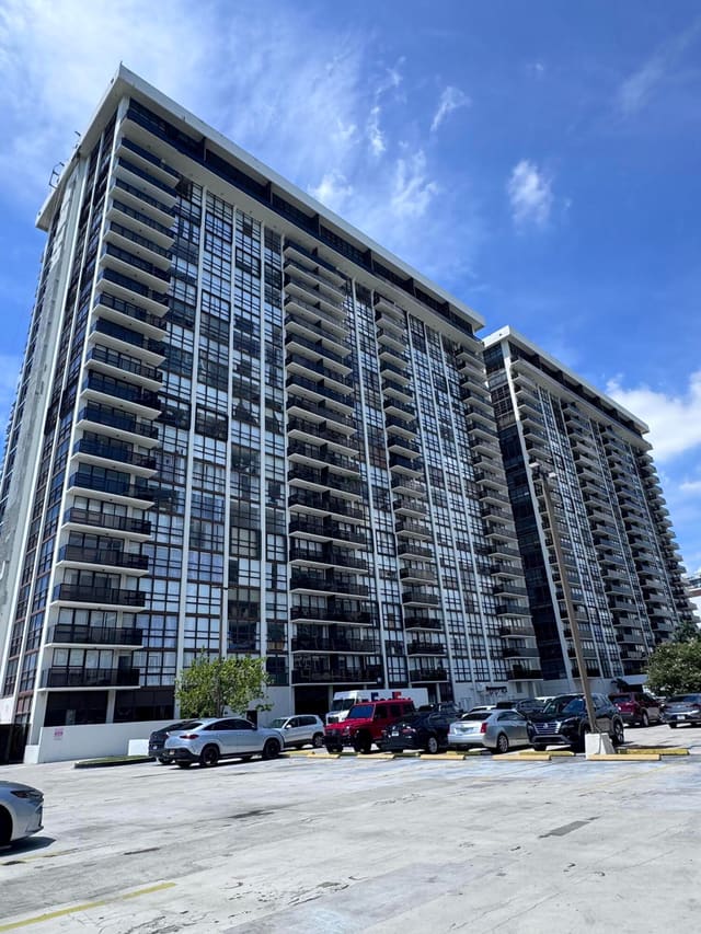 600 NE 36TH Street 1112, Miami, FL 33137