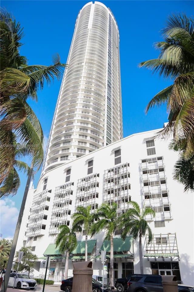 1750 N Bayshore Drive 3411, Opera Tower, Miami, FL
