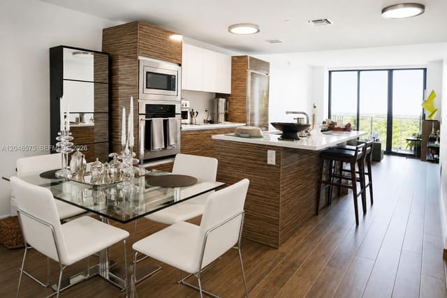 460 NE 28th Street 802, Icon Bay, Miami, FL
