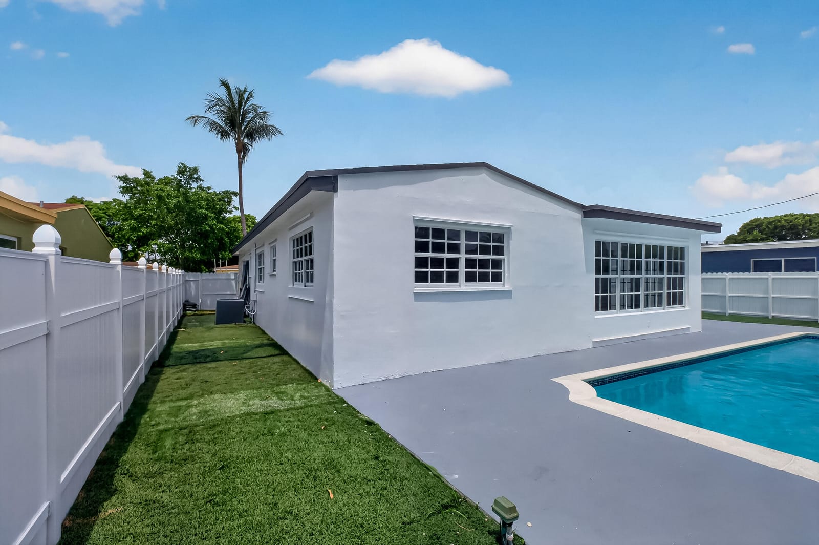 2701 DE SOTO Drive — photo 10