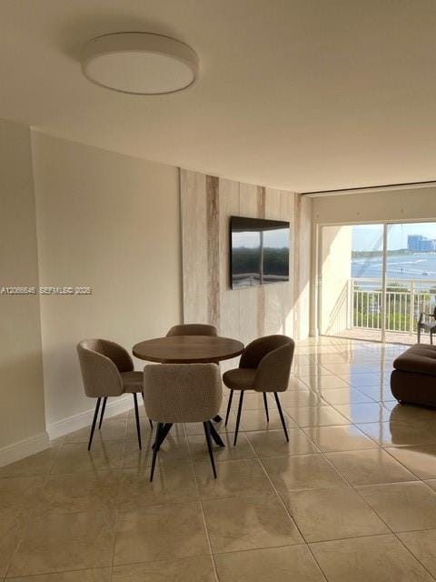 400 Kings Point Drive 606 — photo 2