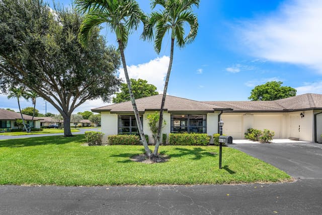 4869 Equestrian Road A, Greentree Villas, Boynton Beach, FL