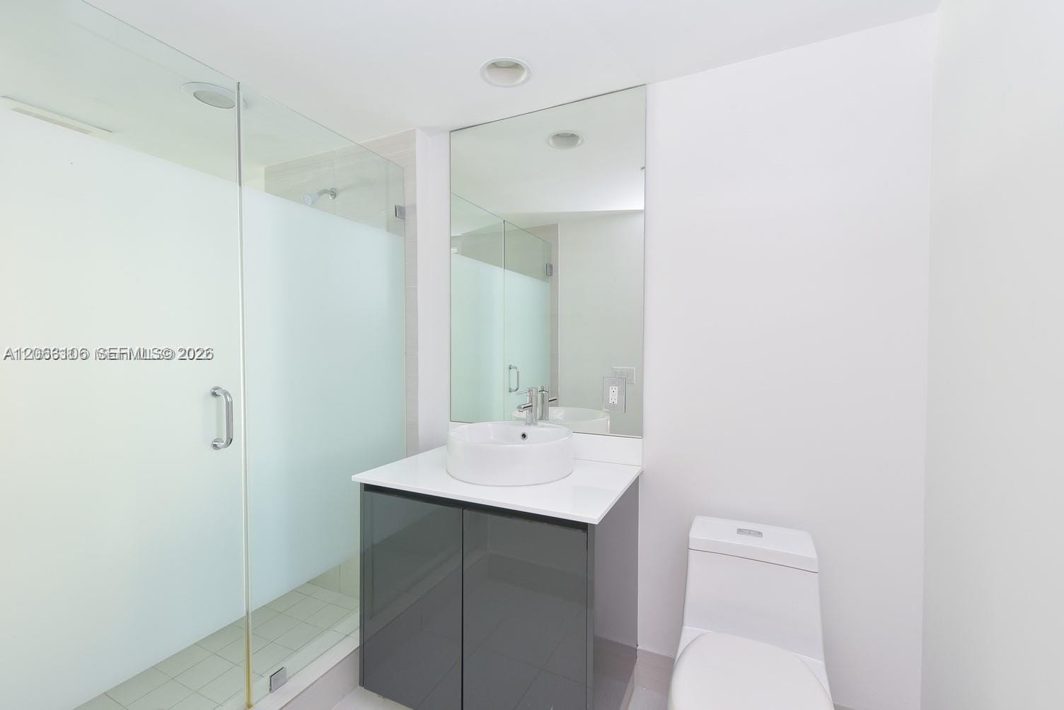 31 SE 6th Street 406, Miami, FL 33131 photo 8
