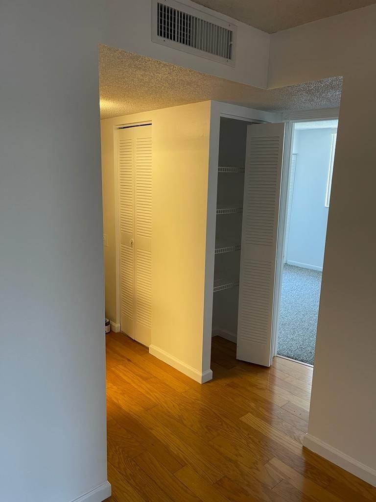 480 EXECUTIVE CENTER Drive 3H — photo 11