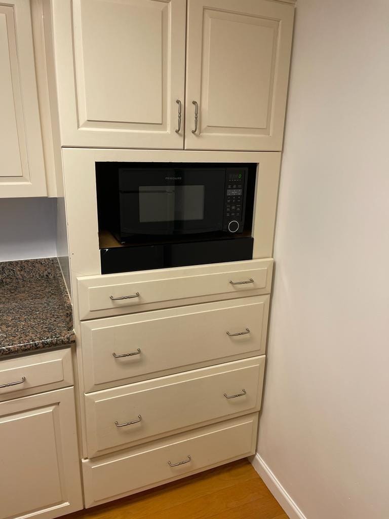 480 EXECUTIVE CENTER Drive 3H — photo 4