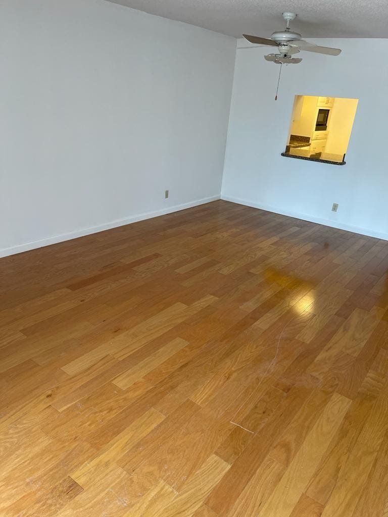 480 EXECUTIVE CENTER Drive 3H — photo 8