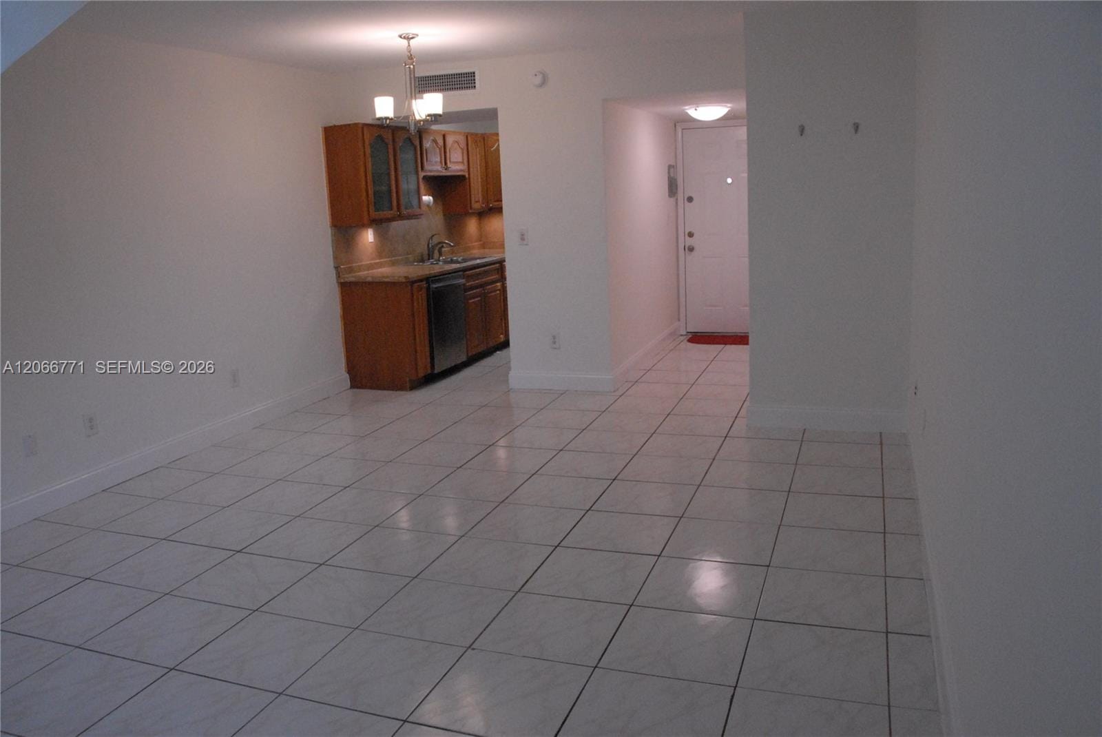 10907 N Kendall Drive 416 — photo 8