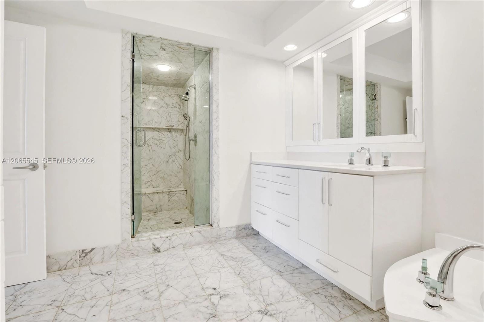 20281 E Country Club Drive 1801, Aventura, FL 33180 photo 23