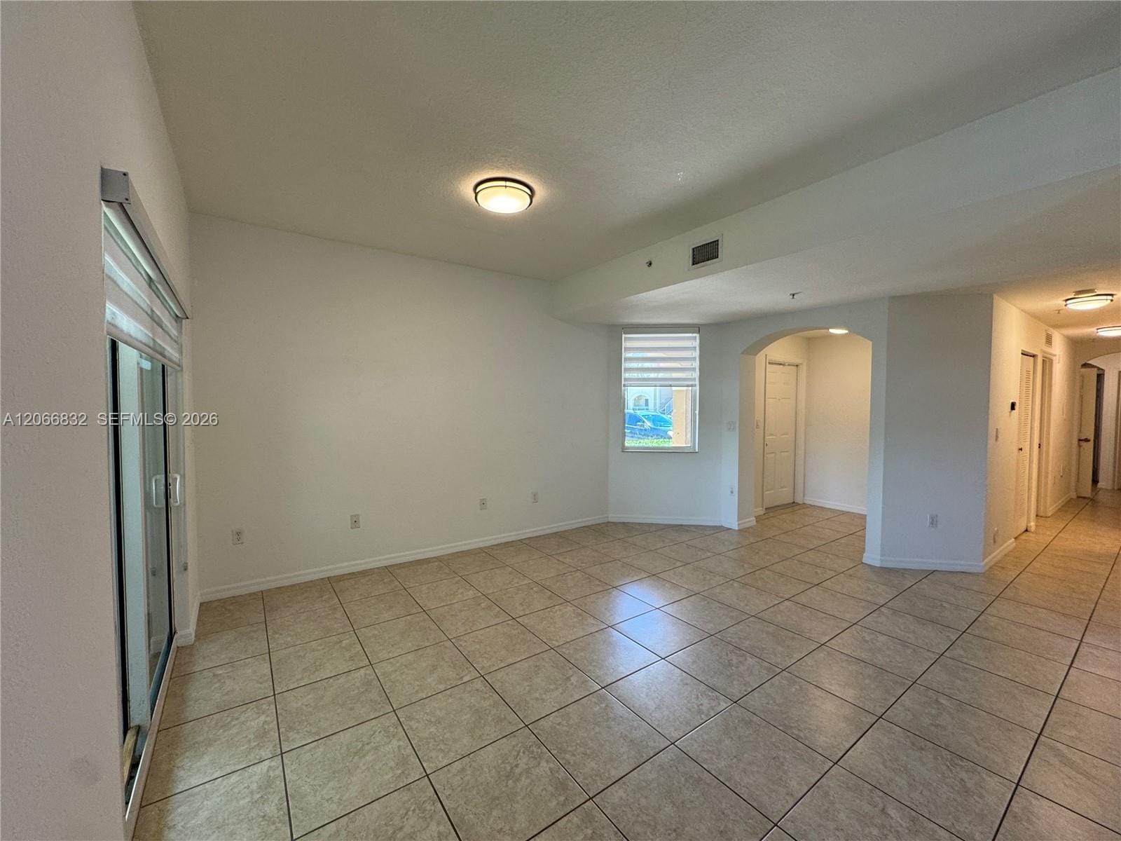 10885 NW 89th Terrace 113 — photo 6