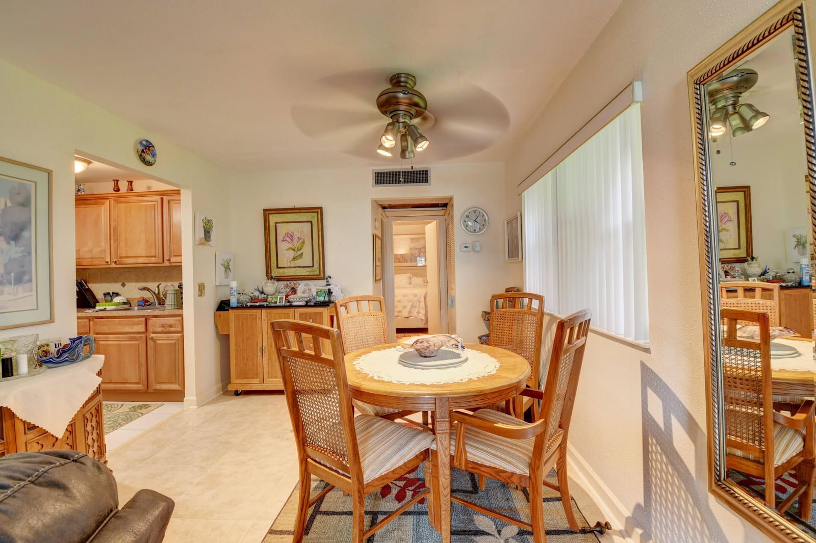 450 Brittany Drive — photo 5