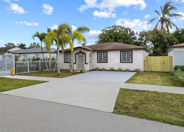 28901 SW 150th Place, Biscayne Patio Homes, Homestead, FL