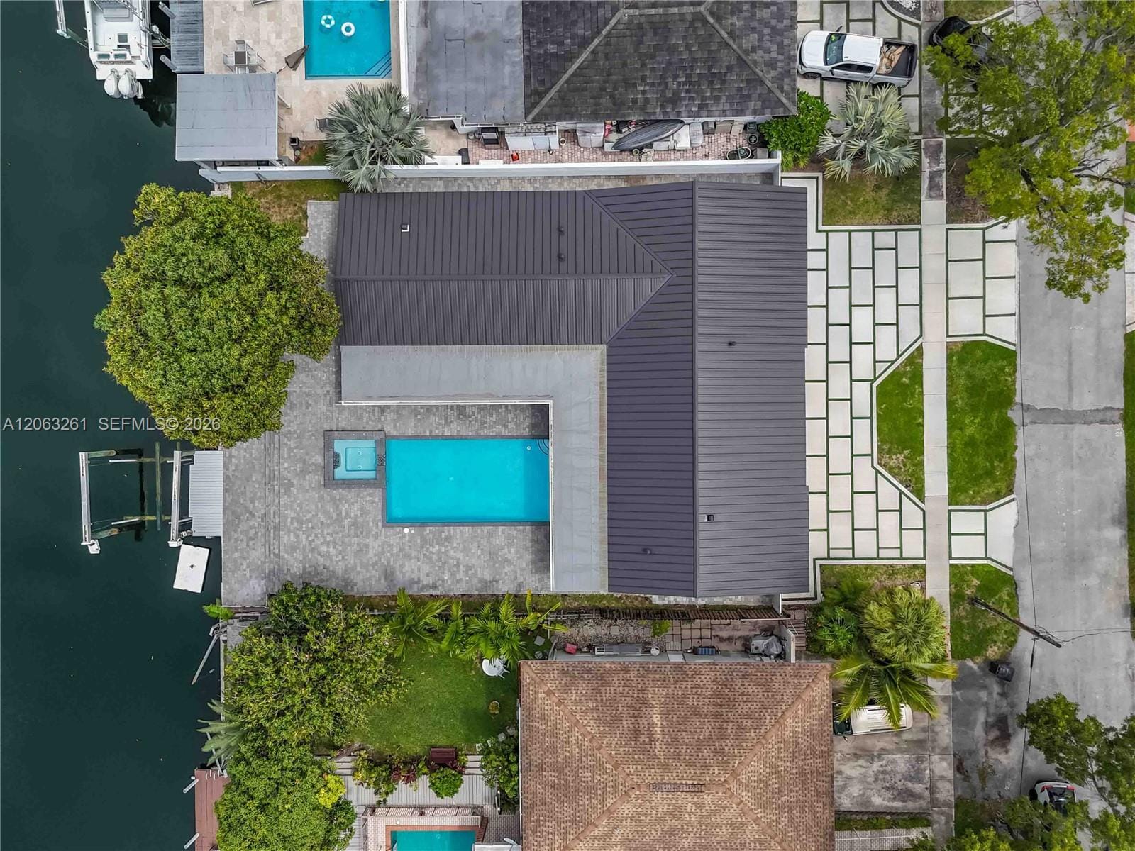 12810 Cyprus Road, North Miami, FL 33181 photo 20