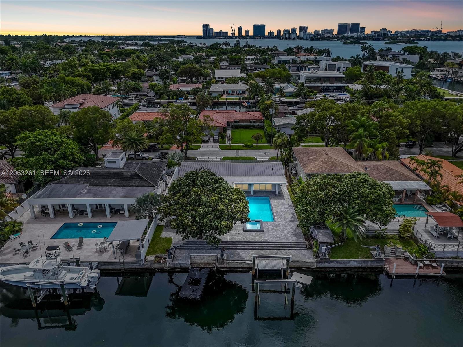 12810 Cyprus Road, North Miami, FL 33181 photo 26