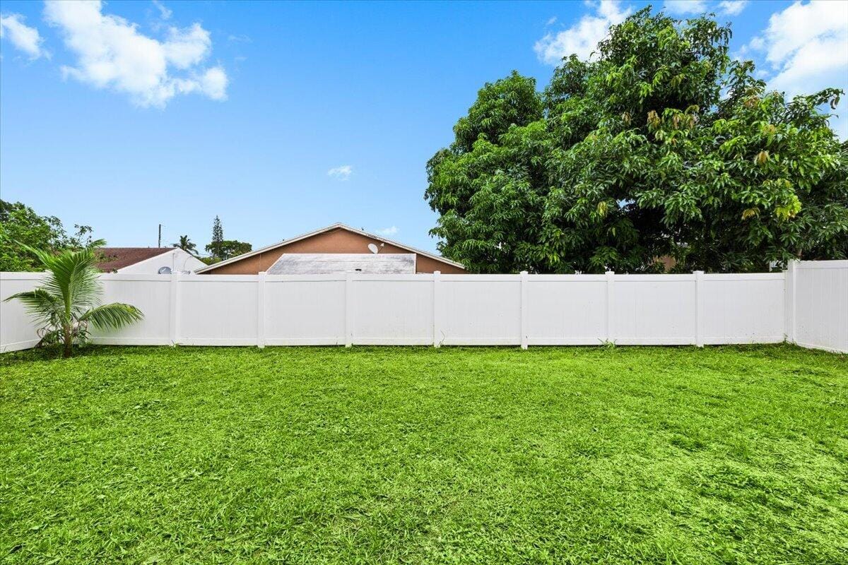 200 Marie Drive, West Palm Beach, FL 33415 photo 27