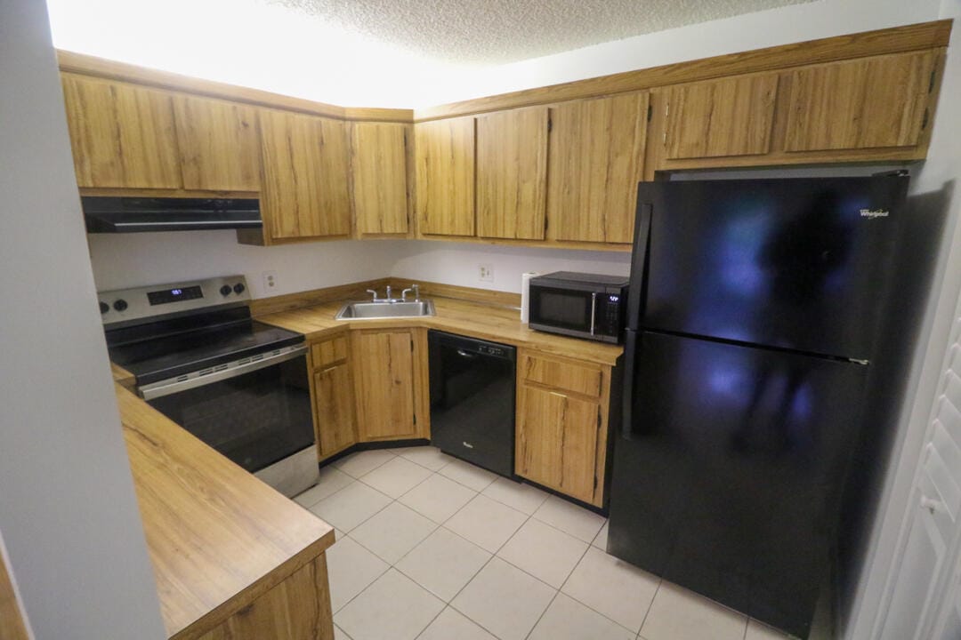 4987 Sable Pine Circle D2 — photo 9