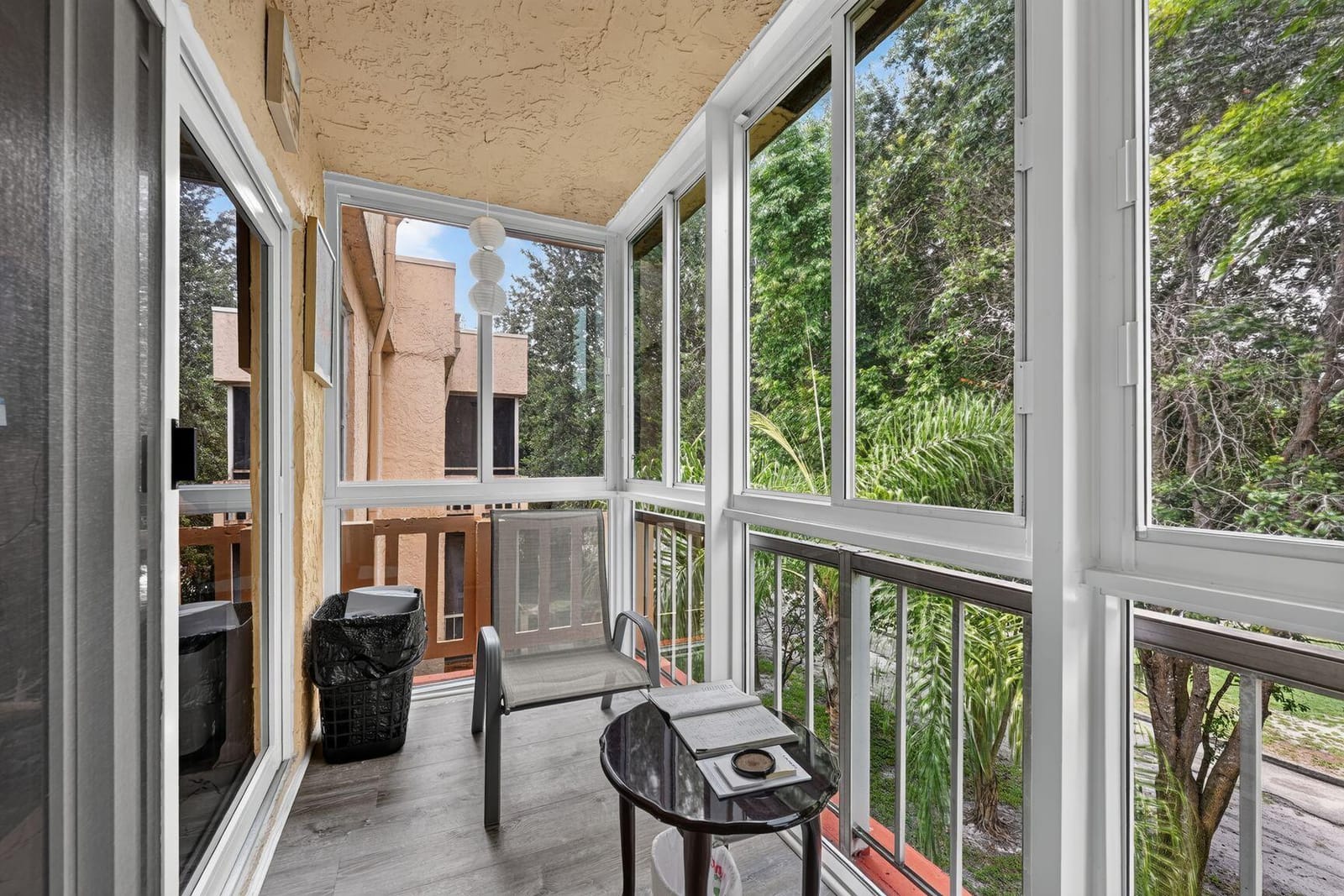 8400 LAGOS DE CAMPO Boulevard 303, Tamarac, FL 33321 photo 13