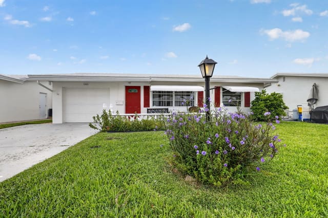 1303 SW 15TH, sold in Palm Beach Leisureville Replat, Boynton Beach, FL