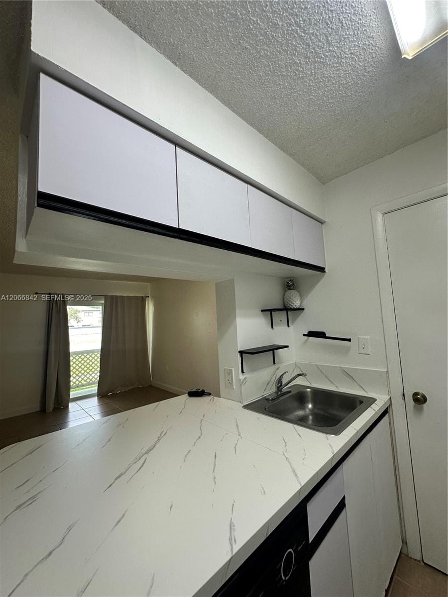 17515 NW 67th Court N-22, Hialeah, FL 33015 photo 16