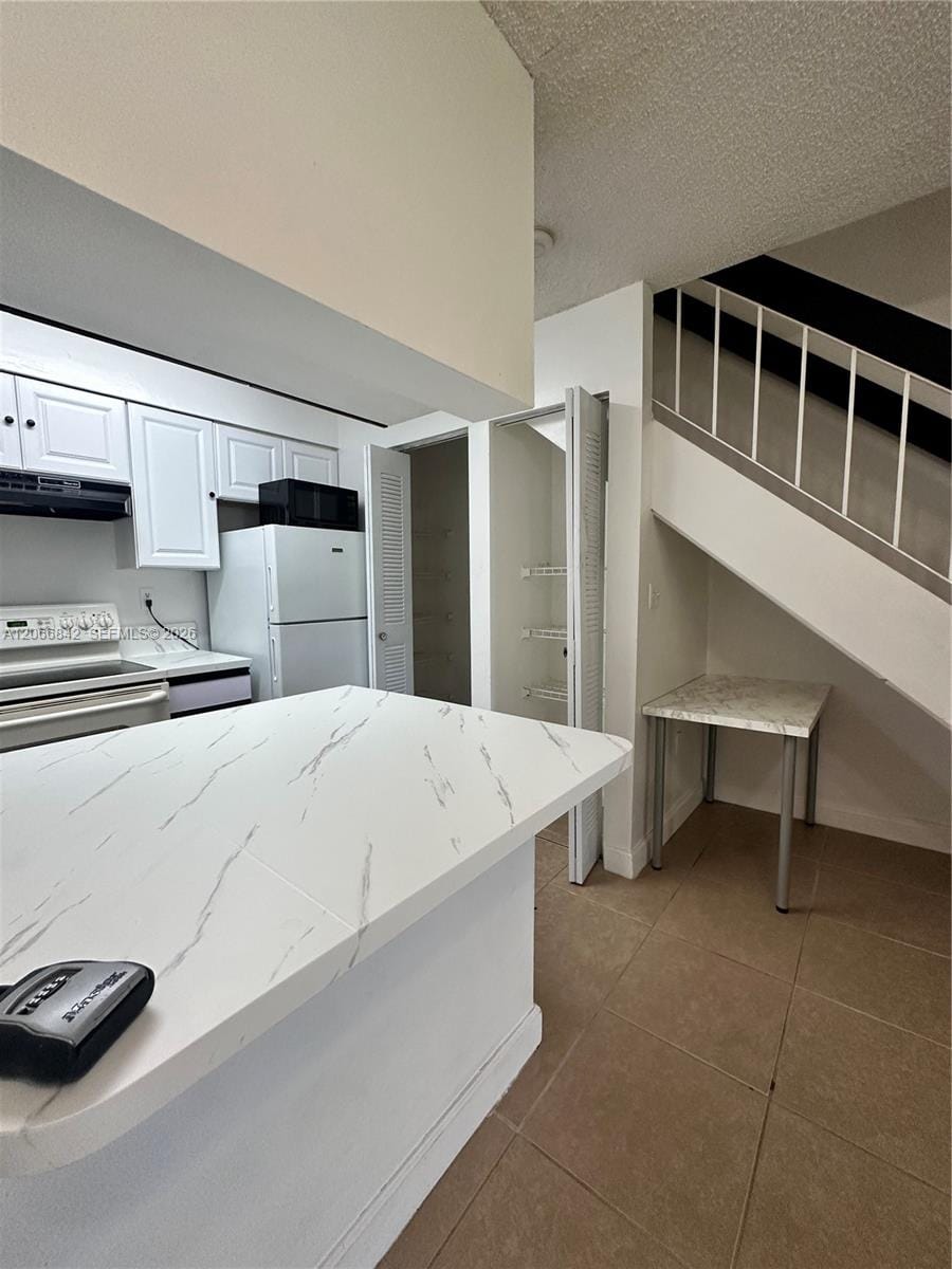 17515 NW 67th Court N-22, Hialeah, FL 33015 photo 20