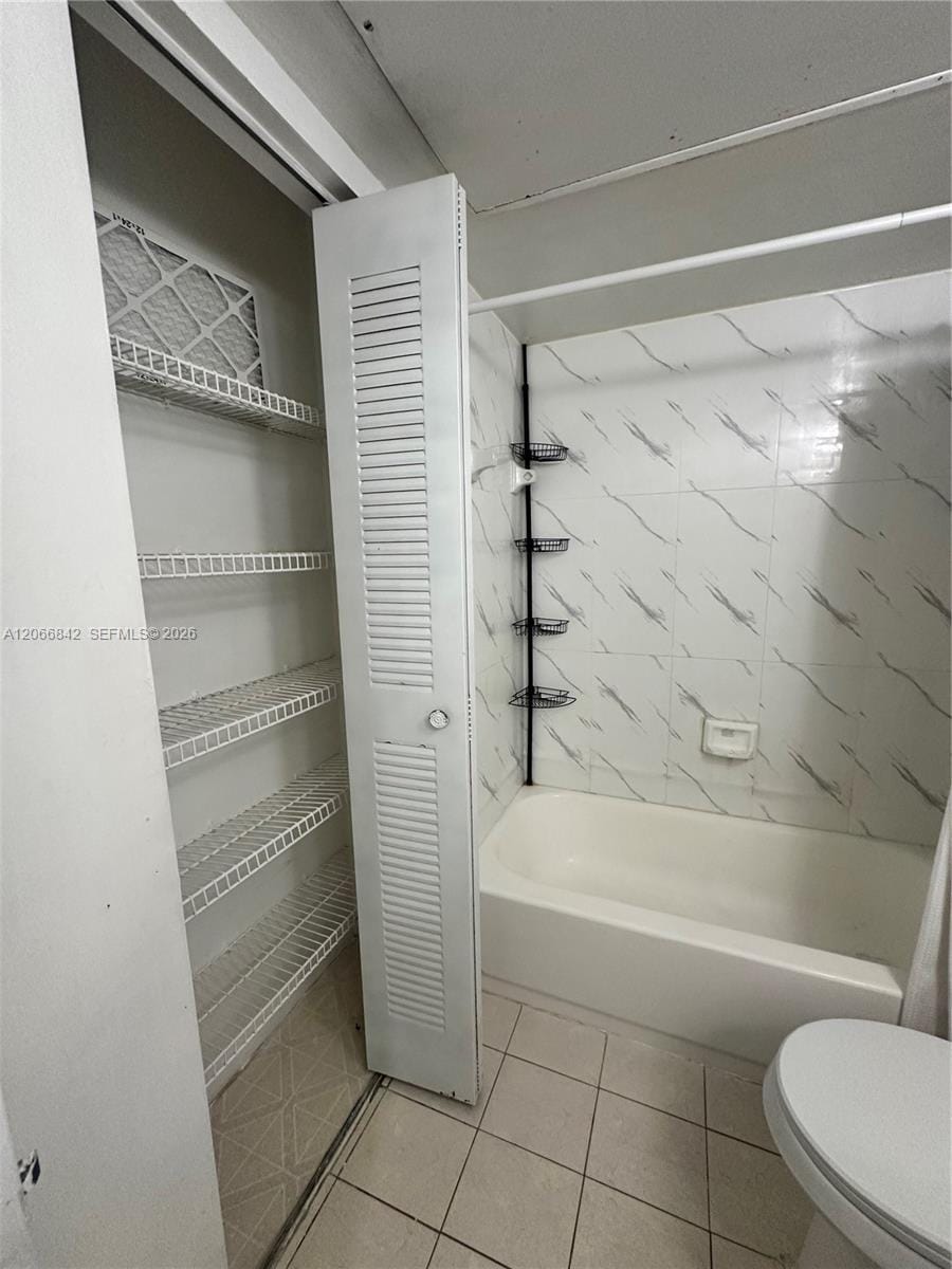 17515 NW 67th Court N-22, Hialeah, FL 33015 photo 7