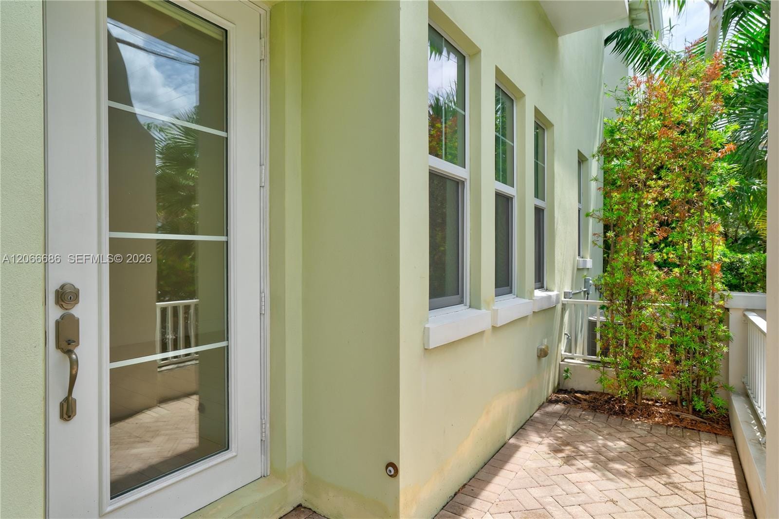 1749 NE 9th Street, Fort Lauderdale, FL 33304 photo 13