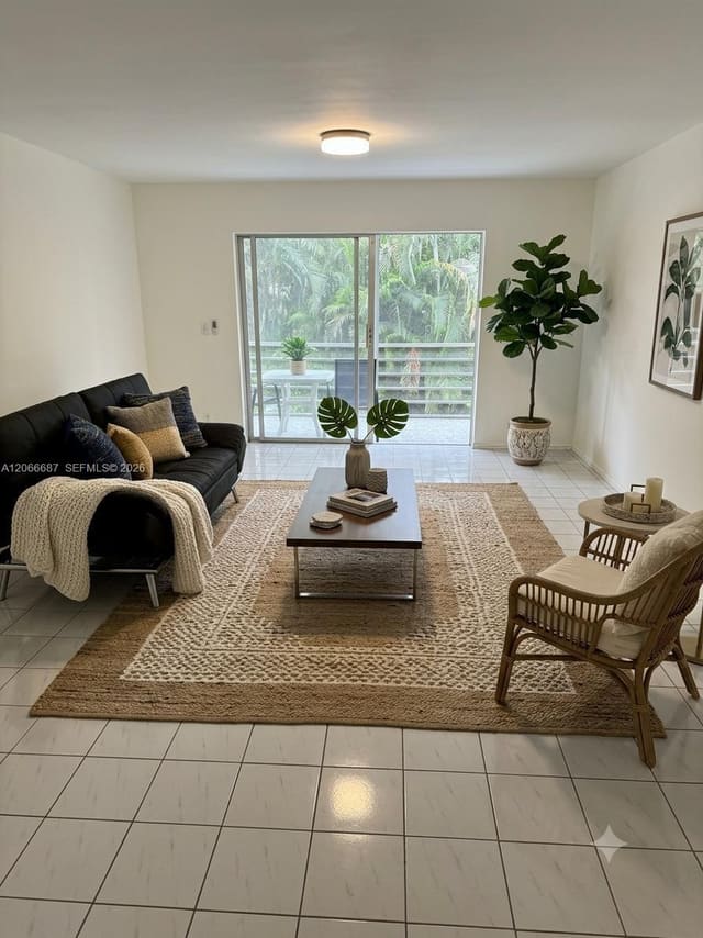 1445 Atlantic Shores Boulevard 206, Fairways Royale, Hallandale Beach, FL