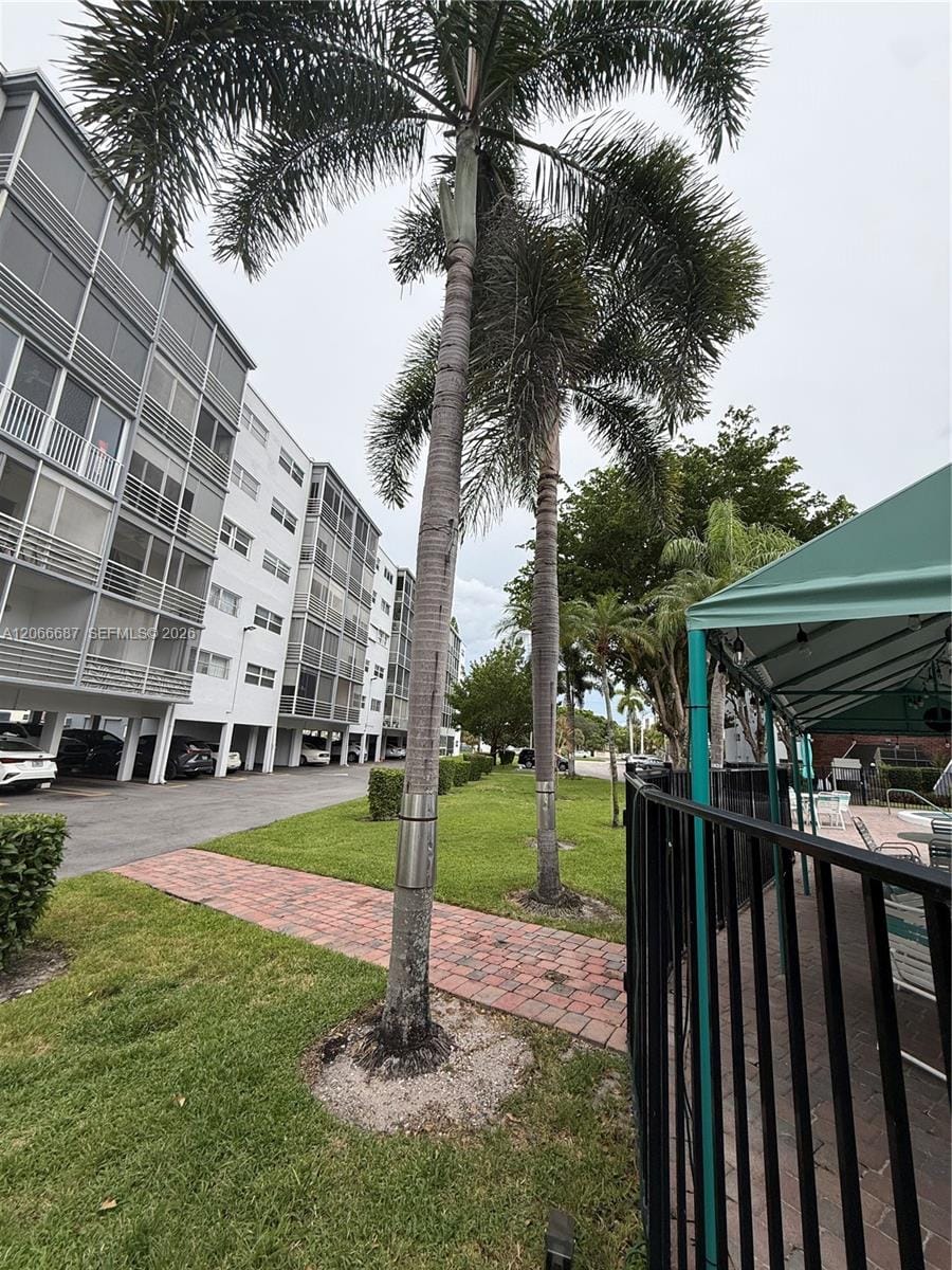 1445 Atlantic Shores Boulevard 206, Hallandale Beach, FL 33009 photo 13