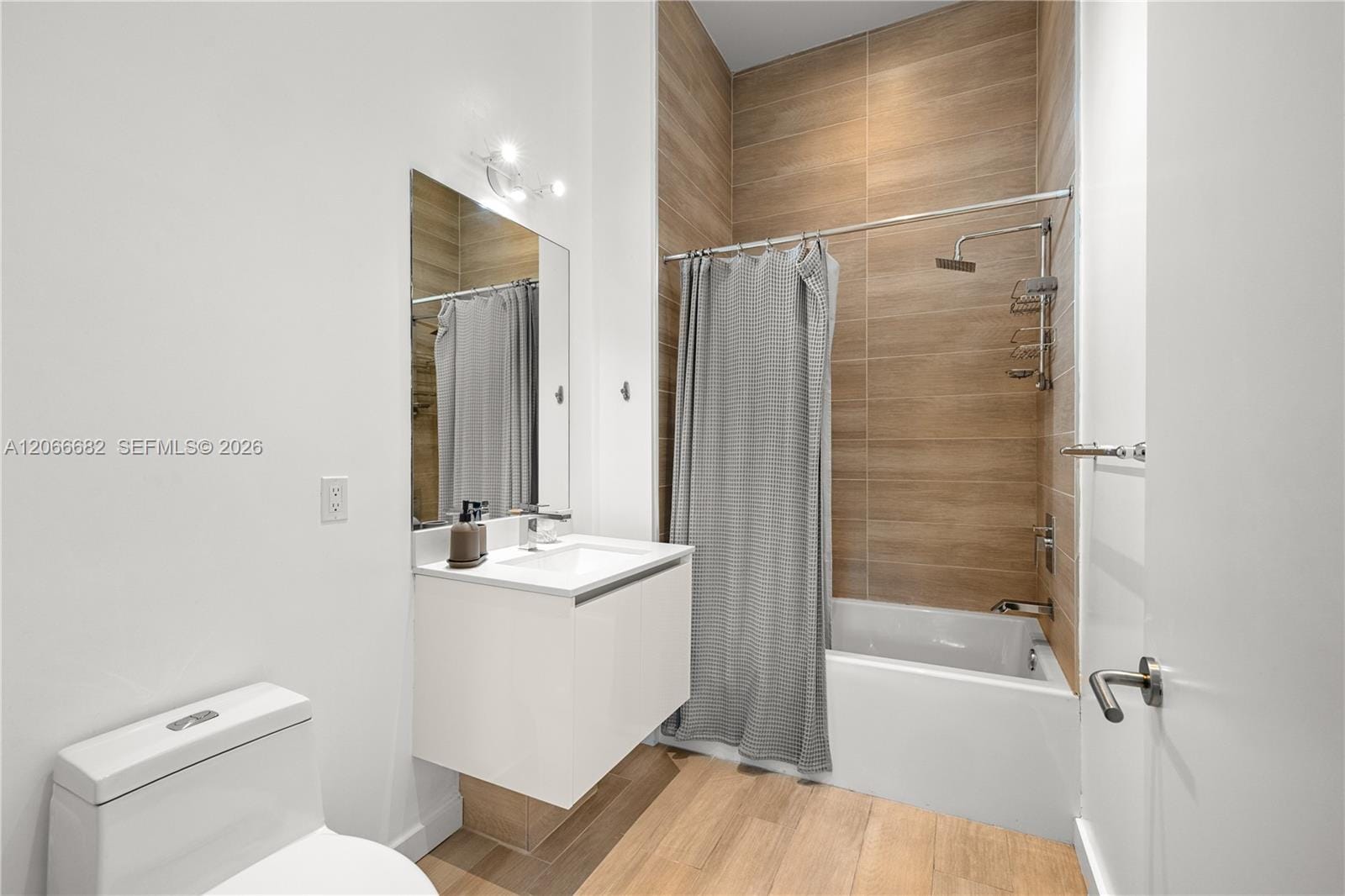 1600 SW 1st Avenue 307, Miami, FL 33129 photo 16