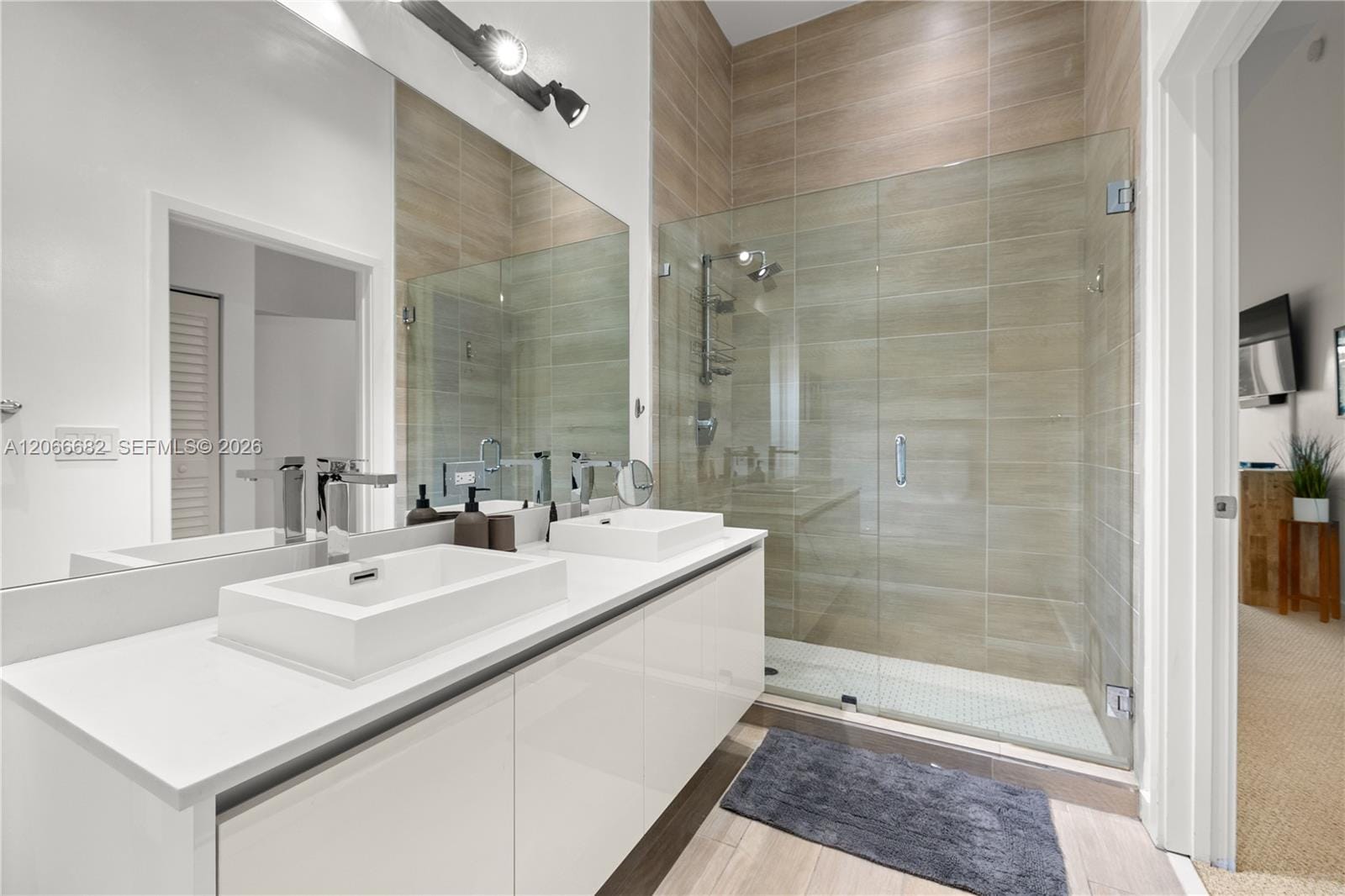 1600 SW 1st Avenue 307, Miami, FL 33129 photo 22