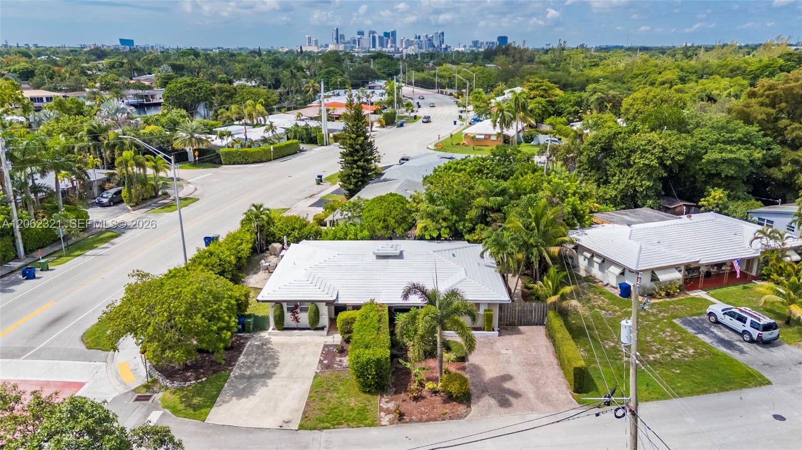 2115 NE 15th Avenue, Wilton Manors, FL 33305 photo 29